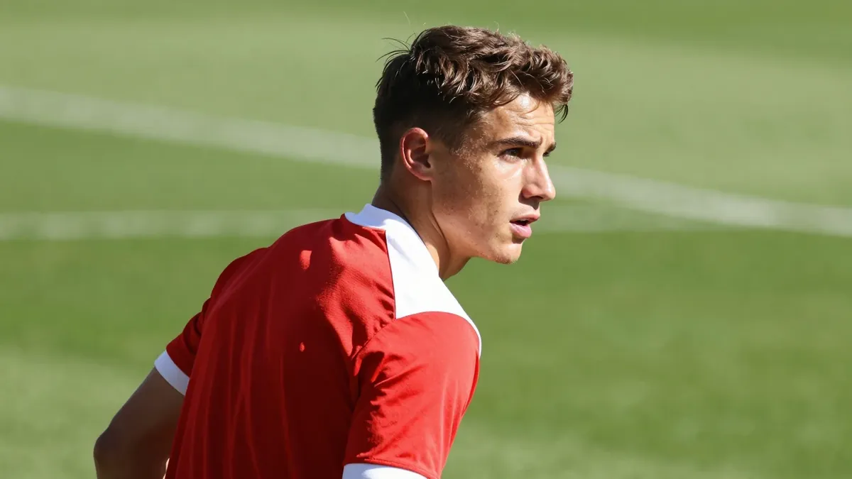 Switzerland leads its World Cup qualifying group with 7 points from 3 games as the team rebuilds following its round of...